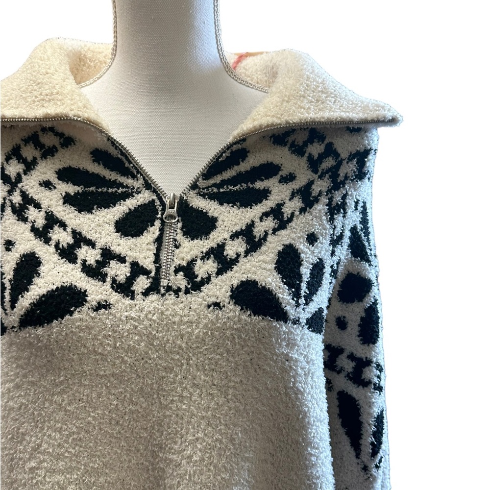Entro Fuzzy Pullover 1/4 Zip Size Large - Picture 2 of 6